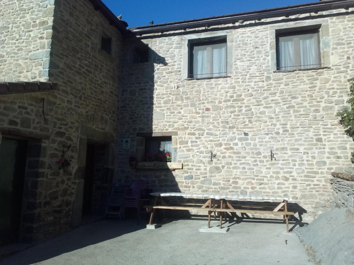 Casa Rural Lo Ferrero Guest House Belsué Exterior foto
